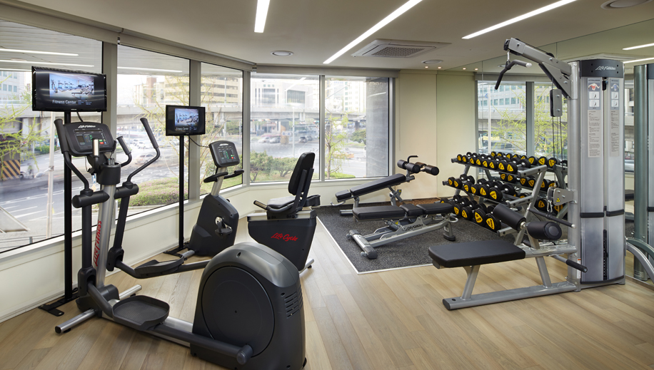 <br>Fitness Center<br><p>Fitness Center View</p>